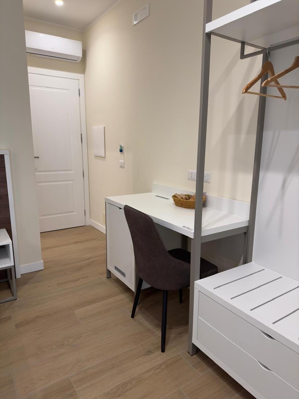 La Casa Di Ily Hotel Napoli Ngoại thất bức ảnh