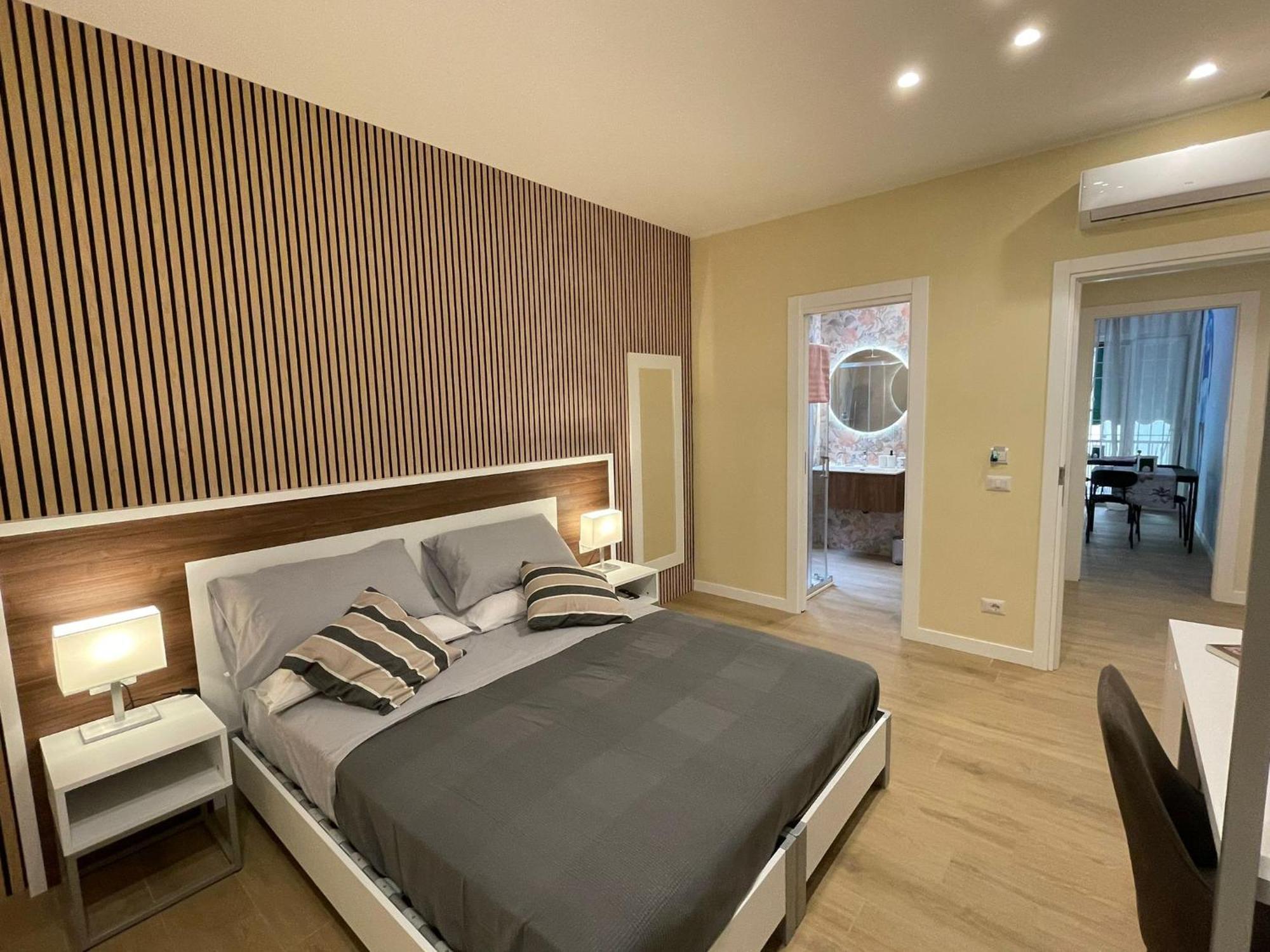 La Casa Di Ily Hotel Napoli Ngoại thất bức ảnh