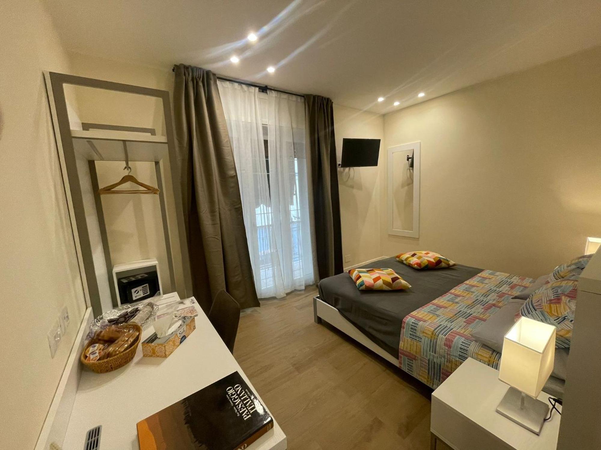 La Casa Di Ily Hotel Napoli Ngoại thất bức ảnh